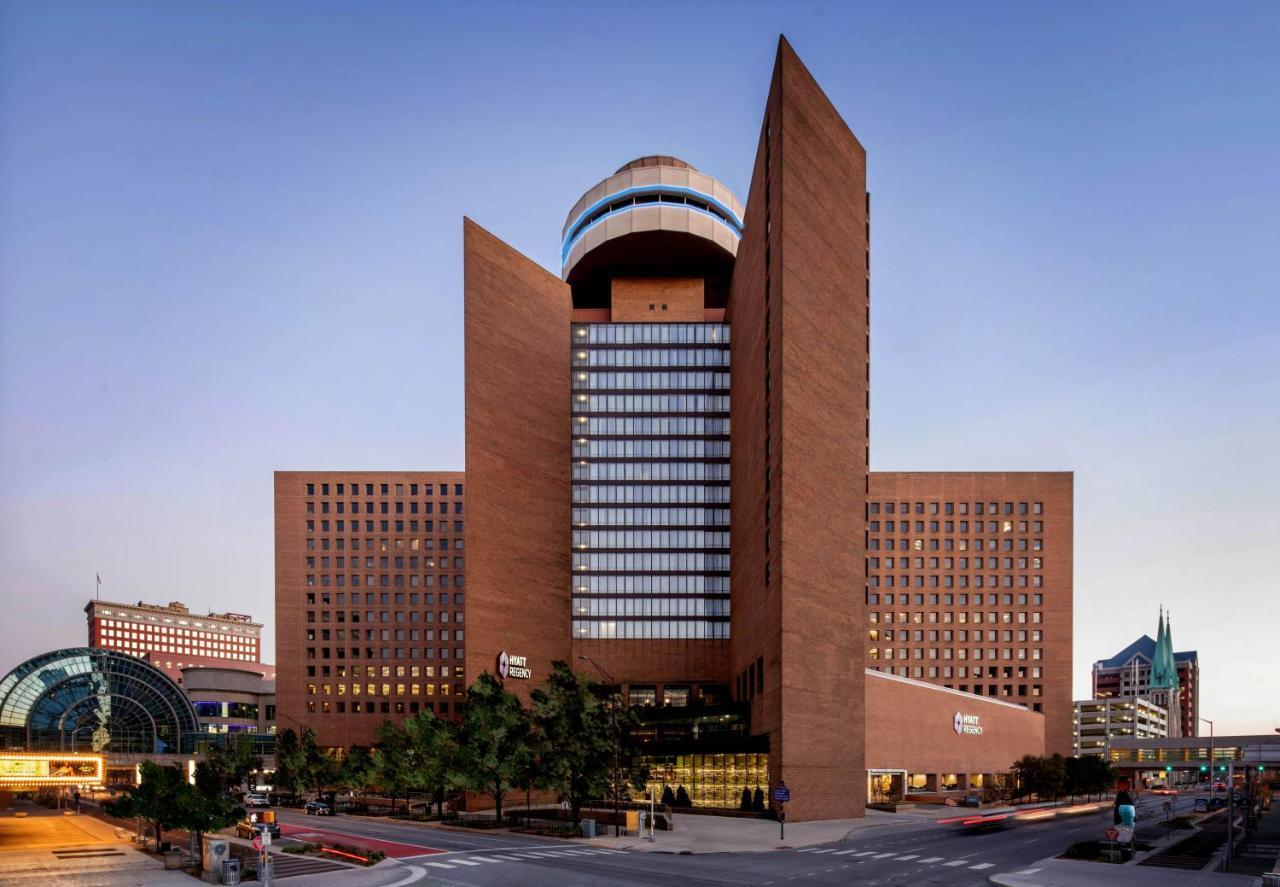 Hyatt Regency Indianapolis At State Capitol Hotel Bagian luar foto