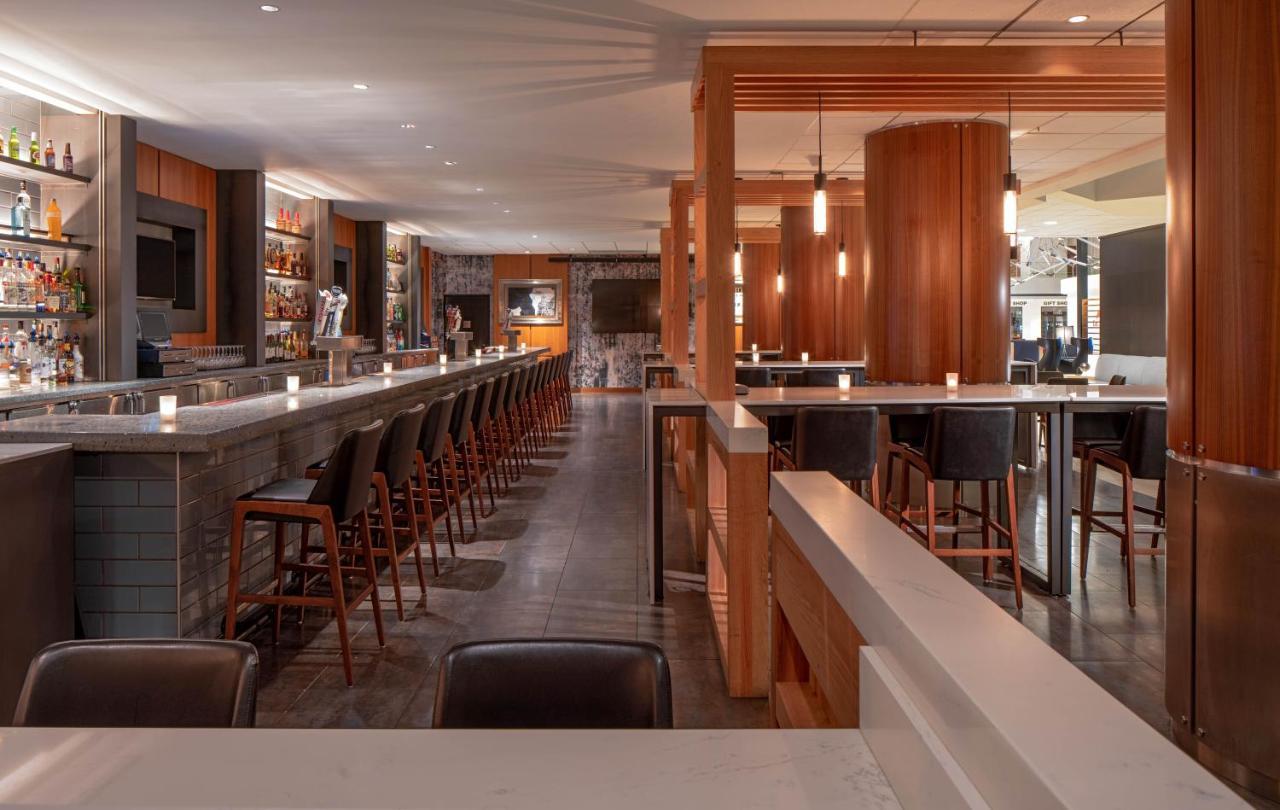 Hyatt Regency Indianapolis At State Capitol Hotel Bagian luar foto